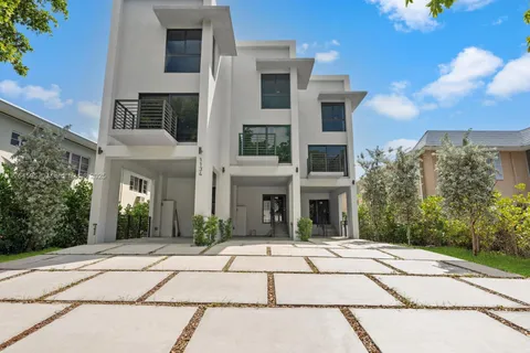 1134 71st St # 3, Miami Beach FL 33141