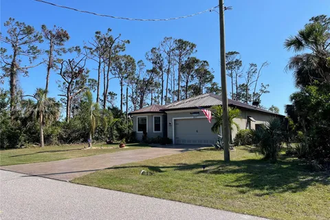 385 Albatross Rd, Other City - In The State Of Florida FL 33947