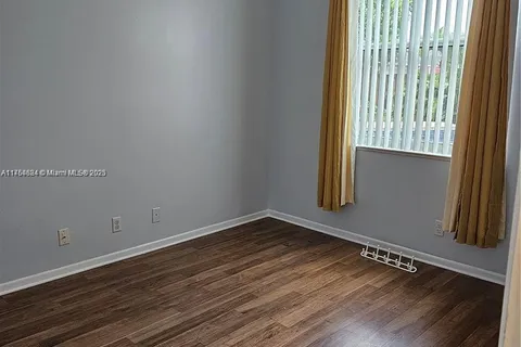 10778 Nashville Dr, Cooper City FL 33026