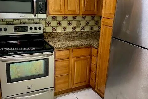 6822 NW 166th Ter # 705, Miami Lakes FL 33014