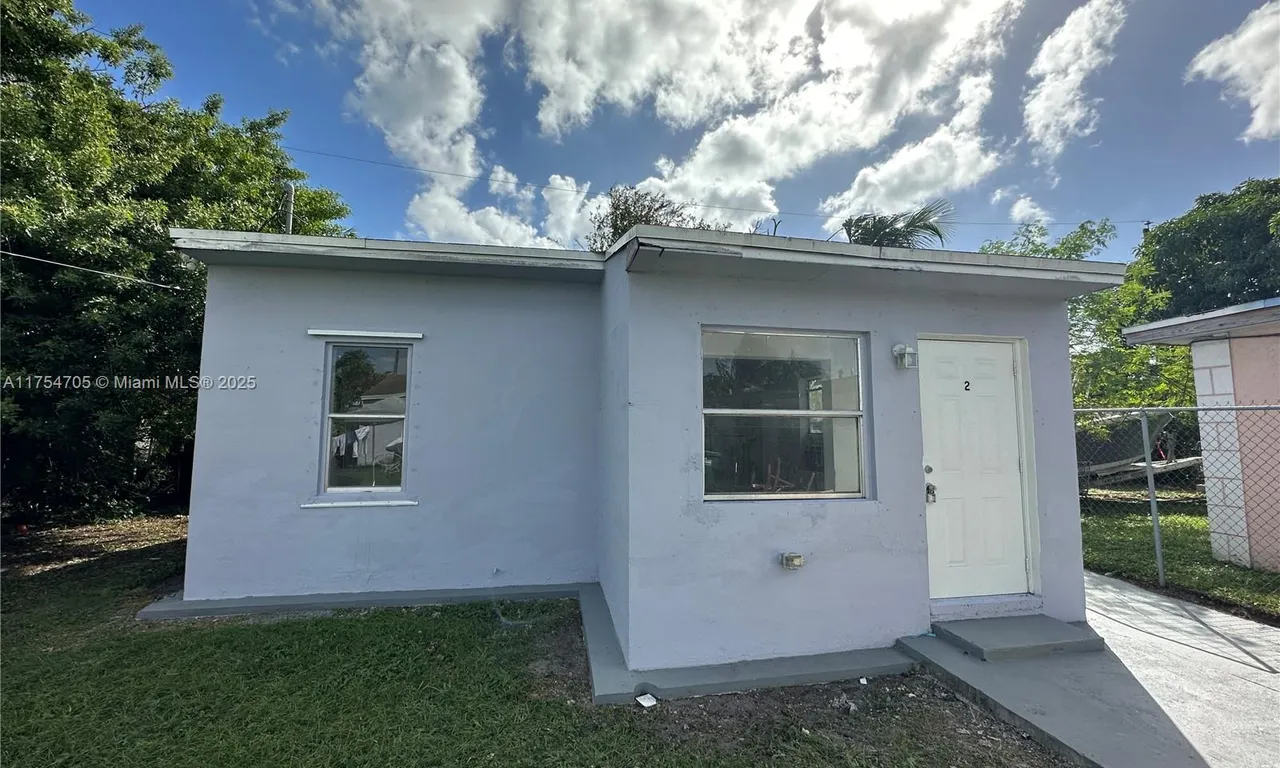 786 NW 103rd Street # 2, Miami FL 33150