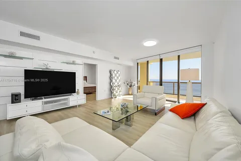 16275 Collins Ave # 801, Sunny Isles Beach FL 33160