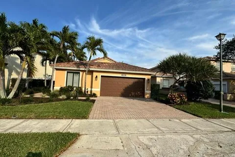3521 SW 143 Ave, Miramar FL 33027