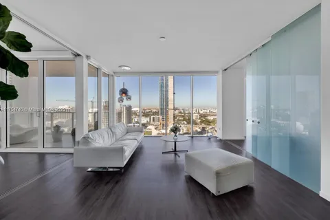 1040 Biscayne # 2507, Miami FL 33132