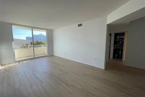 18800 NE 29th Ave # 417, Aventura FL 33180