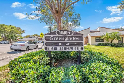 11533 SW 109th Rd # 21F, Miami FL 33176