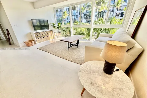 555 Crandon Blvd # 32, Key Biscayne FL 33149