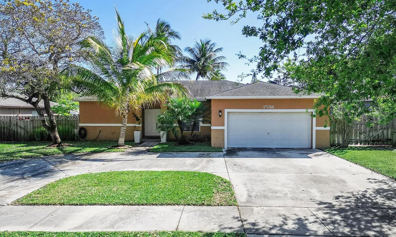 1538 NW 7th Ln, Pompano Beach FL 33060