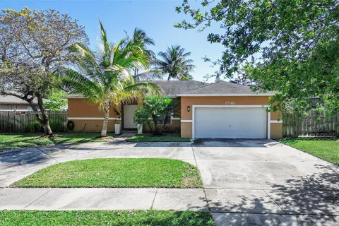 1538 NW 7th Ln, Pompano Beach FL 33060