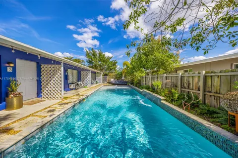2217 NE 14th Ave, Wilton Manors FL 33305