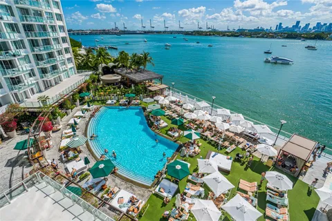 1100 West Ave # 616, Miami Beach FL 33139