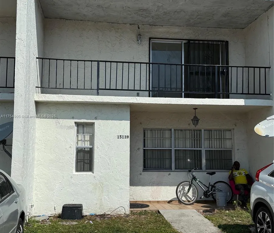 15139 NE 6th Ave # 3, Miami FL 33162