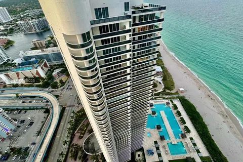 1830 S Ocean Dr # 4708, Hallandale Beach FL 33009