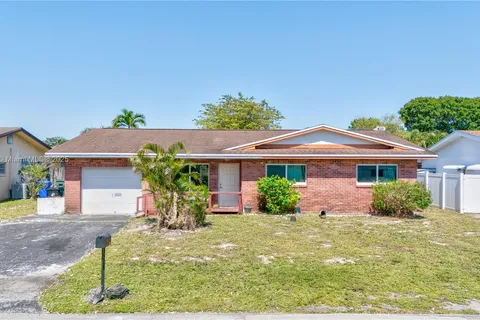 3311 NW 65th St, Fort Lauderdale FL 33309