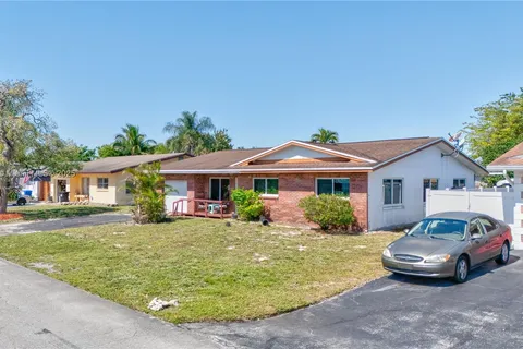 3311 NW 65th St, Fort Lauderdale FL 33309