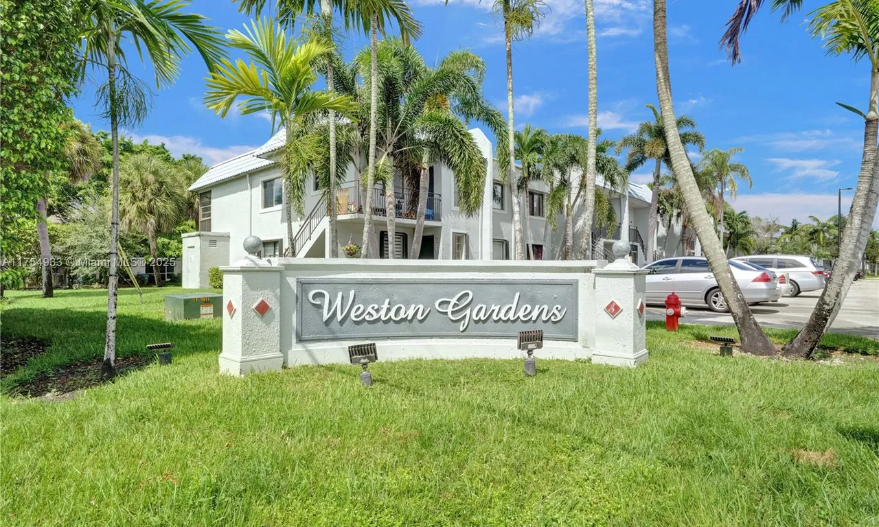 16561 Blatt Blvd # 204, Weston FL 33326