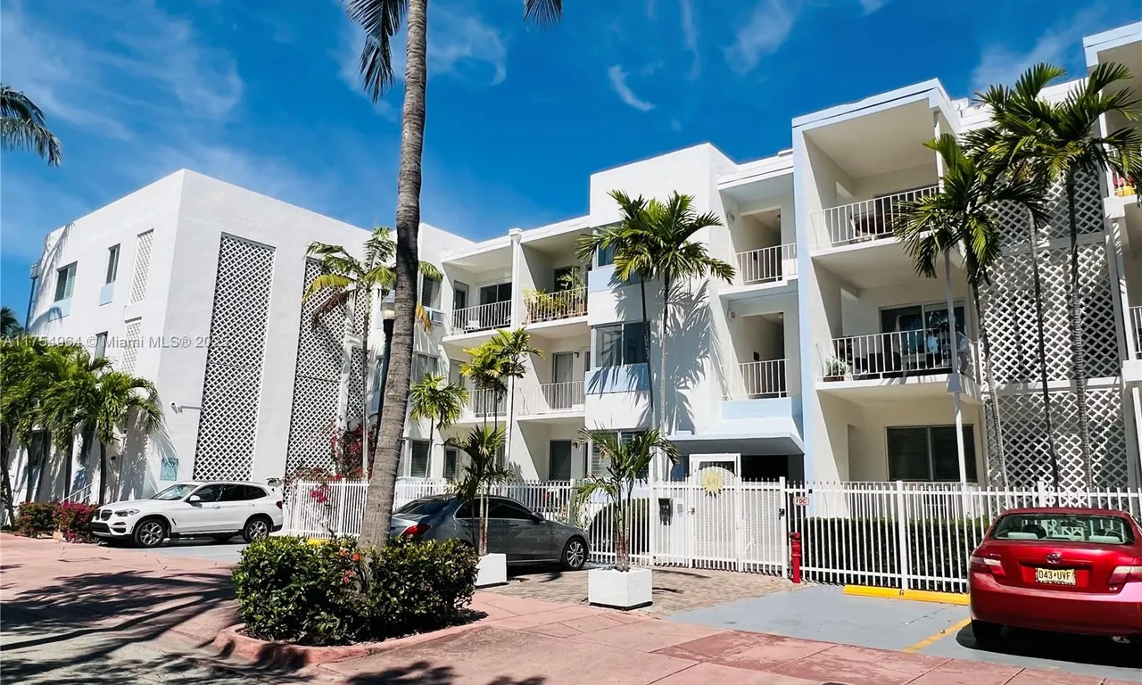 641 Espanola Way # 4, Miami Beach FL 33139