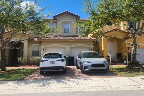 8730 NW 110th Ave # 0, Doral FL 33178