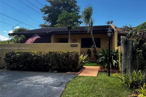 8720 SW 148th Pl # 8720, Miami FL 33193