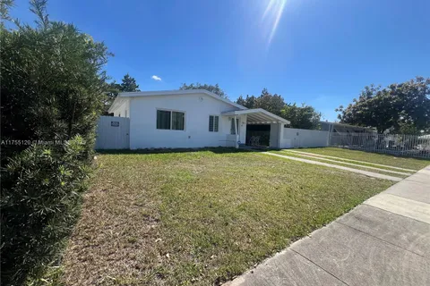 9910 Nicaragua Dr, Cutler Bay FL 33189