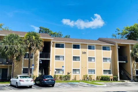 351 Palm Way # 202, Pembroke Pines FL 33025