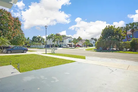 14421 SW 116th Ter, Miami FL 33186