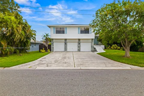 1731 Clearwater Harbor Dr, Largo FL 33770