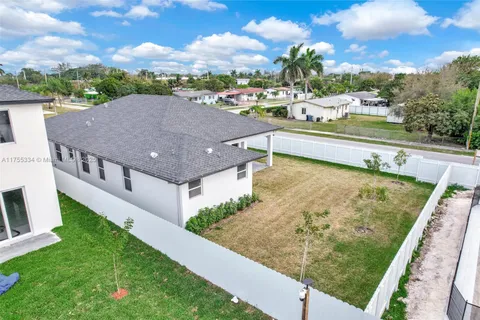 22483 SW 125 AVE # A, Miami FL 33170