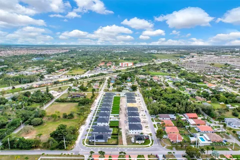 22516 SW 124 CT # A, Miami FL 33170