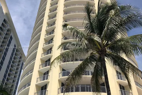 17375 Collins Ave # 1104, Sunny Isles Beach FL 33160