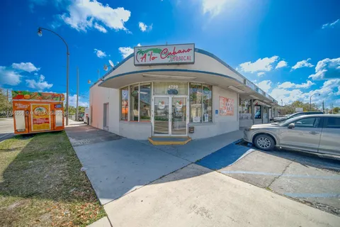 Cuban Restaurant Centrically Located In Hialeah On Palm Ave, Hialeah FL 33012