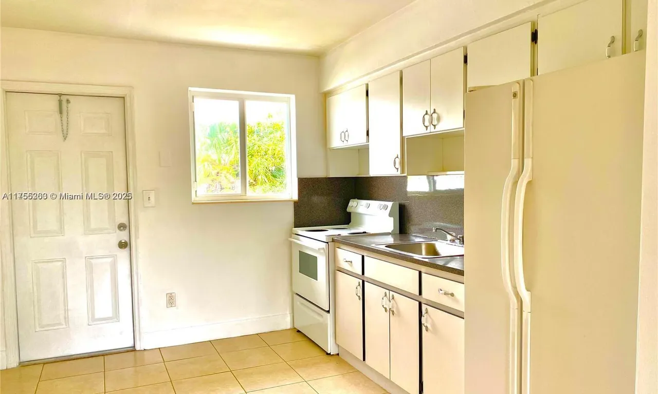 931 SW 29th Ave # 1, Miami FL 33135