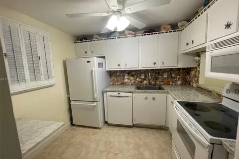 3180 Holiday Springs Blvd # 107, Margate FL 33063