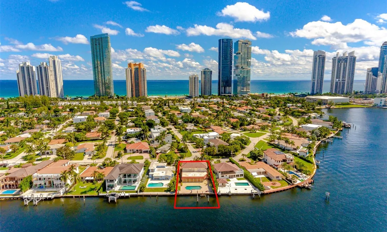 18900 N Bay Rd, Sunny Isles Beach FL 33160
