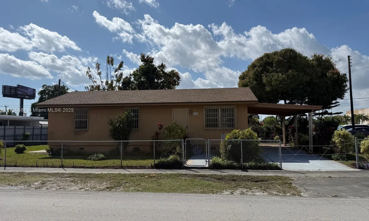 4380 NW 168th Ter, Miami Gardens FL 33055