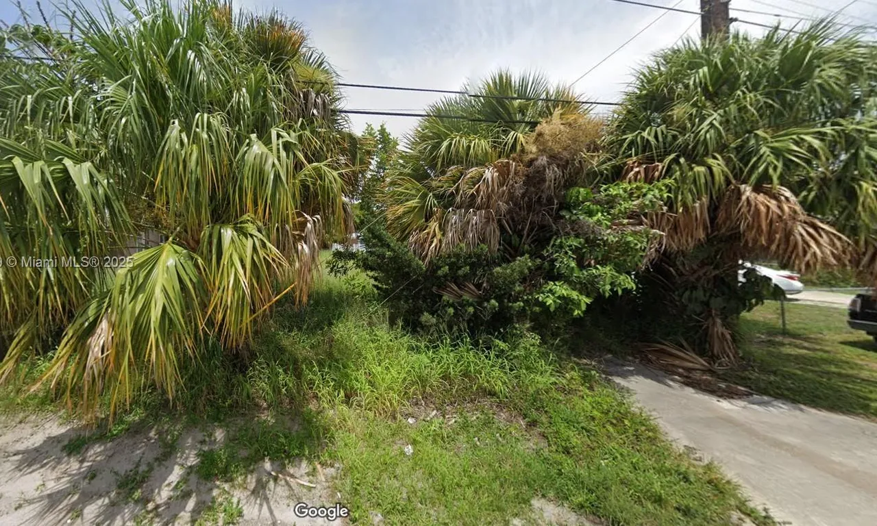 1305 21st N St, Fort Pierce FL 34950