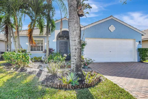 8064 Florenza Dr, Boynton Beach FL 33472