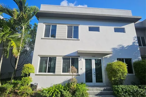 10440 NW 67th St # 10440, Doral FL 33178
