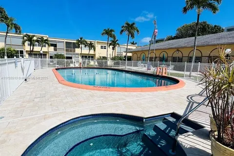 851 NE 14th Ave # 414, Hallandale Beach FL 33009