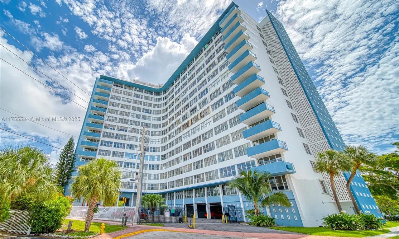 7441 Wayne Ave # 2L, Miami Beach FL 33141