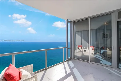 17121 Collins Ave # 2606, Sunny Isles Beach FL 33160