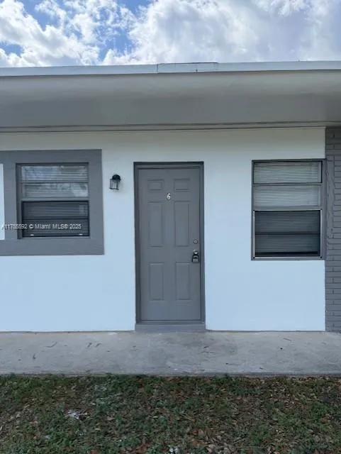 2554 NW 14th St # 6, Fort Lauderdale FL 33311