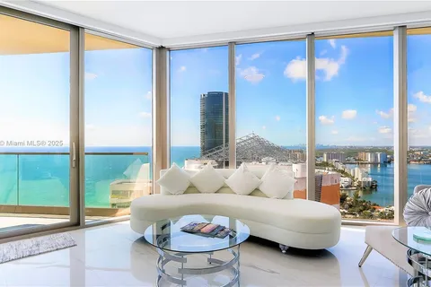 18975 Collins Ave # 3504, Sunny Isles Beach FL 33160