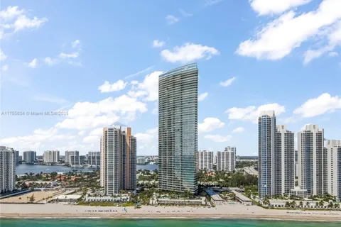 18975 Collins Ave # 3504, Sunny Isles Beach FL 33160