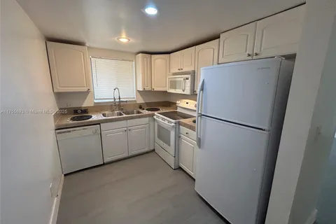 1265 S Flagler Ave # 219, Pompano Beach FL 33060