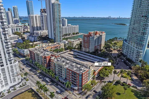 2001 Biscayne Blvd # 3213, Miami FL 33137