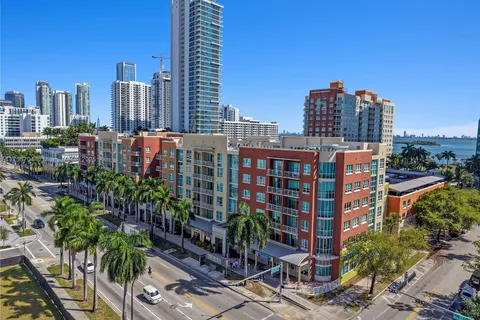 2001 Biscayne Blvd # 3213, Miami FL 33137