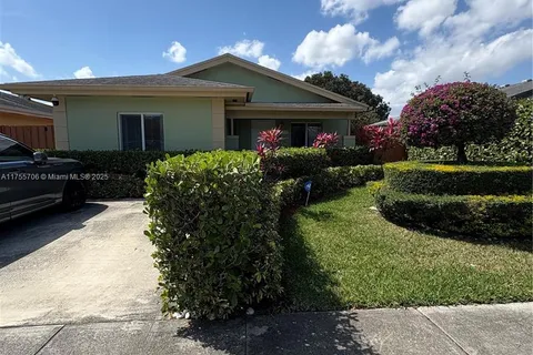 6412 NW 31st Ct, Miami FL 33147