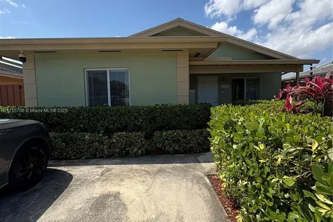 6412 NW 31st Ct, Miami FL 33147