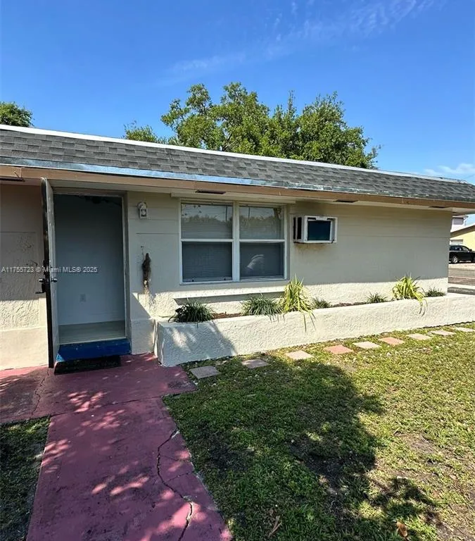 715 SW 6th St # 2, Dania Beach FL 33004